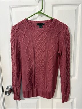 Preswick & Moore Cable Knit Crewneck Sweater - Rose